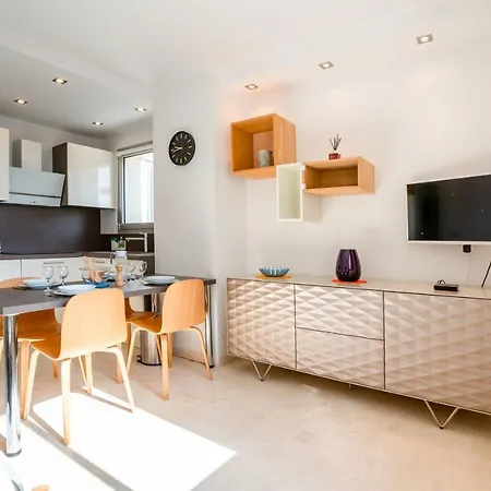 דירה 2-bedroom In Grand קאן