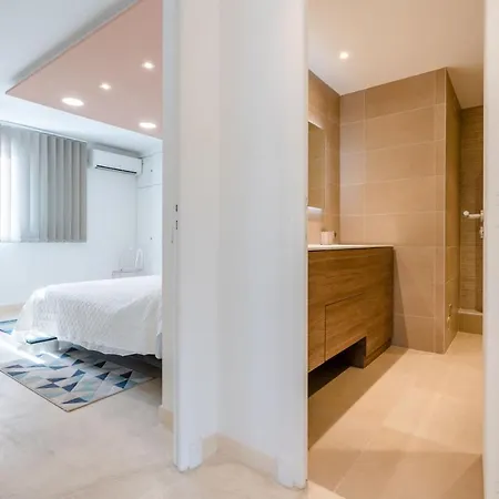 2-bedroom In Grand Lejlighed